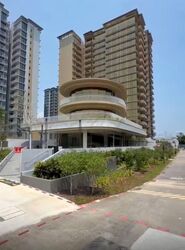 Grand Dunman (D15), Retail #610021071